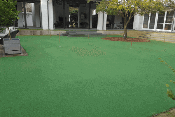 Putting Green Installation: How to Hire the Best Installer